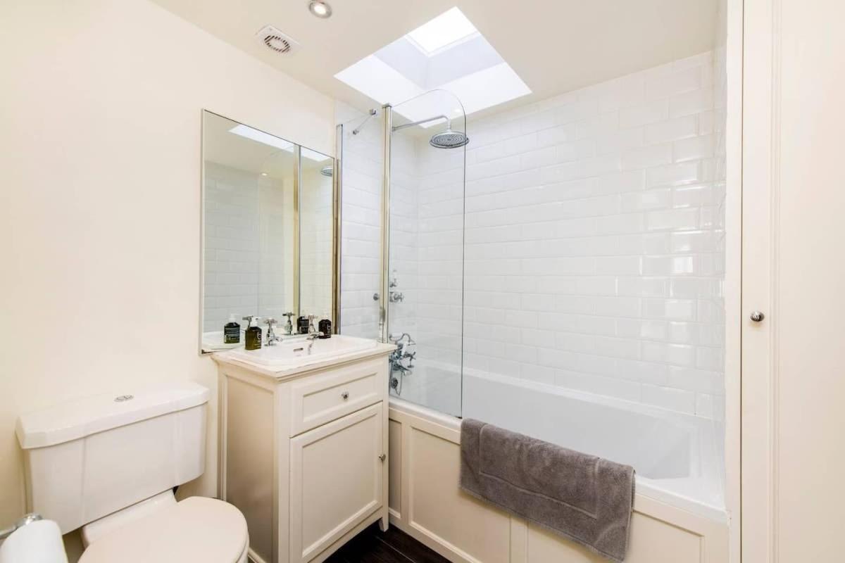 شقة Delightful 2 Bed In Notting Hill - 5 Min From Tube لندن المظهر الخارجي الصورة